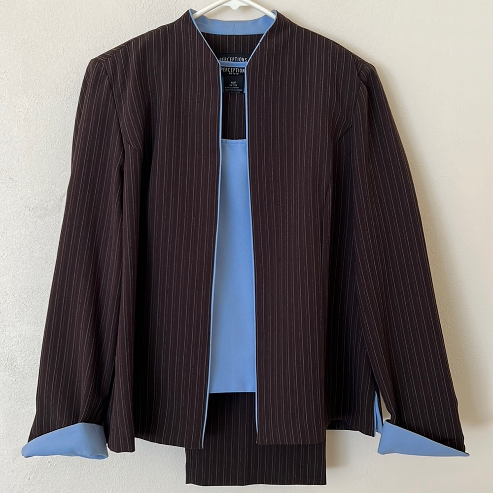 Dark brown cocoa striped jacket with lavender accents. 3 pc suit. Petite 10P